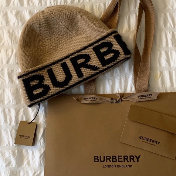 Burberry Accessories - Burberry Beanie